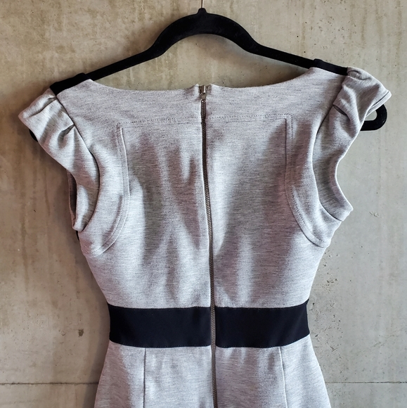 FRENCH CONNECTION / Grey Jersey Dress / Size 0 - Picture 4 of 6